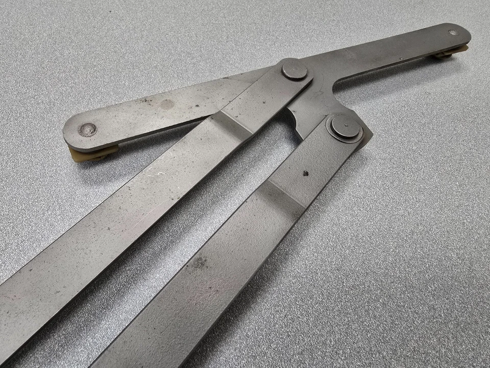 VERY NICE ORIGINAL PORSCHE 911 912 PASSENGERS DOOR MANUAL WINDOW REGULATOR 8/65 - Imagem 3 de 4