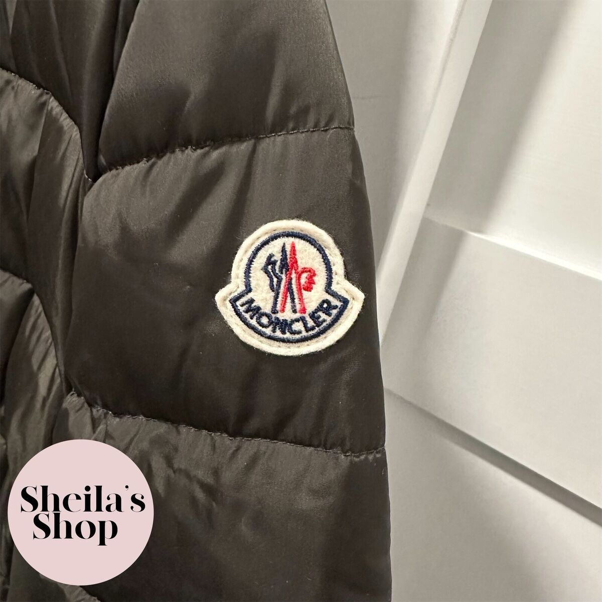 NWT Moncler Betulong Giubbotto A-Line Puffer Down Coat NWT Moncler Betulong Giubbotto A-Line Puffer Down Coat