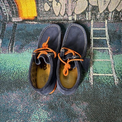 Clarks MF Doom Wallabee クラークス ドゥーム ワラビー Clarks x MF Doom Wallabee Boot Navy Blue Orange Hi Mid Wallabees