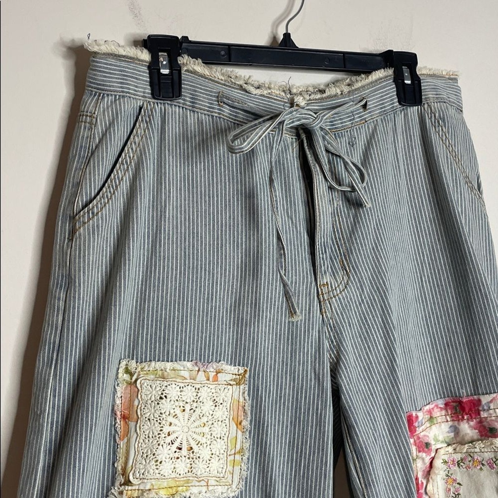 POL Pinstripe Draw String Patch Wide Leg Pants Si… - image 3