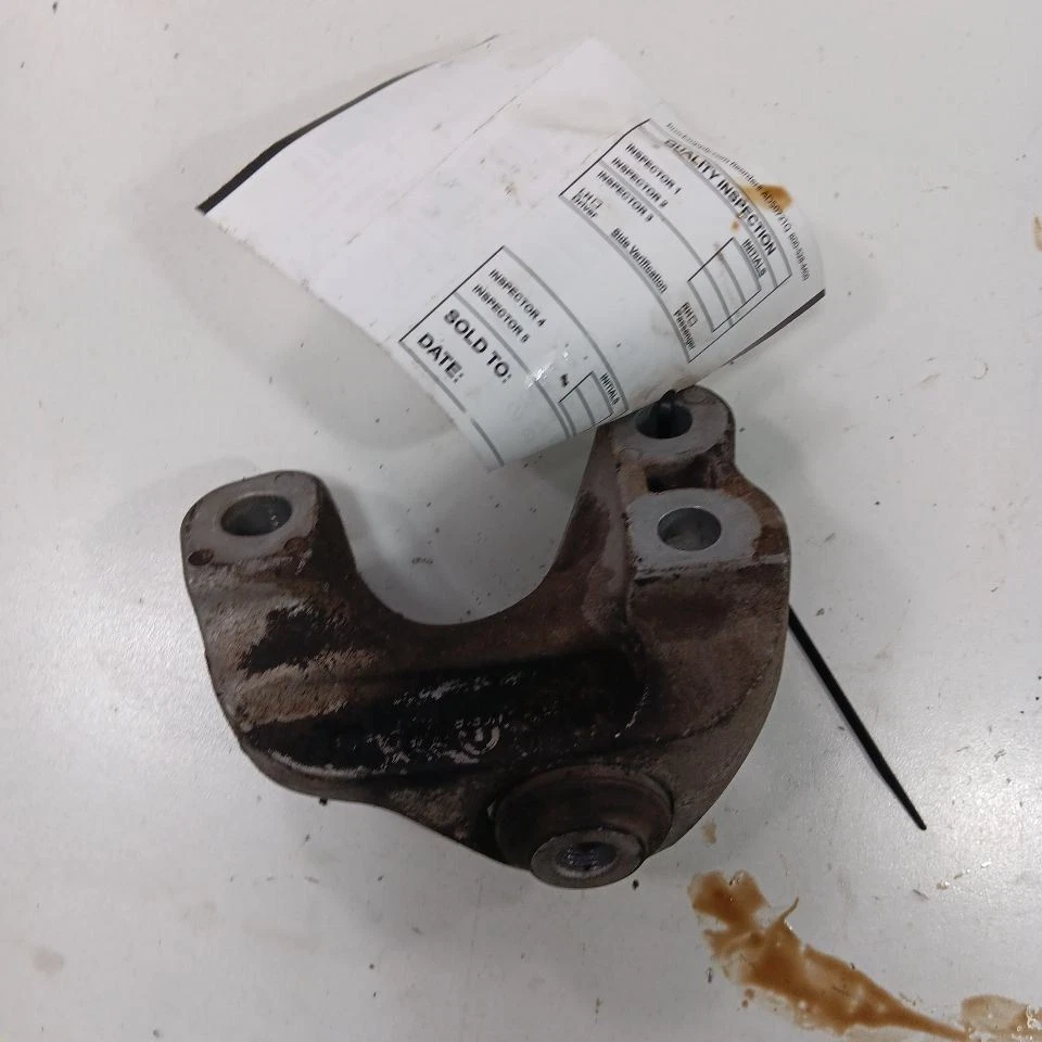 Soporte de montaje trasero del motor Jeep Cherokee 2015 2016 2017 Foto 3 de 4