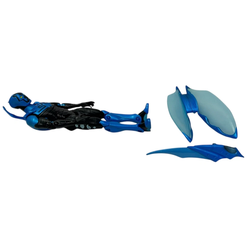 6-дюймовая экшн-фигурка DC Universe Classics Blue Beetle от Mattel б/у - Изображение 3 из 4