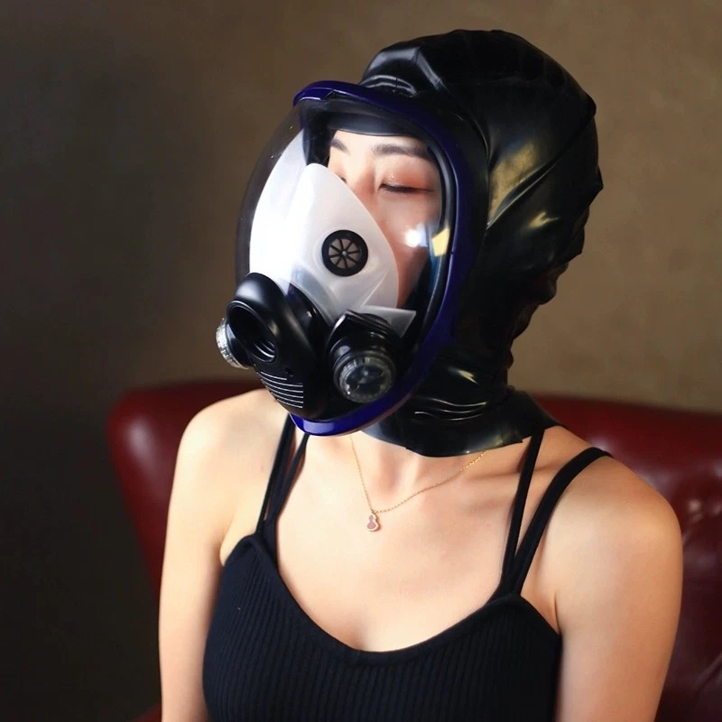 Rubber gas mask Equipped with spherical wide field gas mask, cosplay Hood