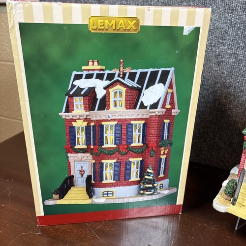 Lemax Stevenson Residence Lighted Porcelain Building w/ Box WORKS - Picture 3 of 4
