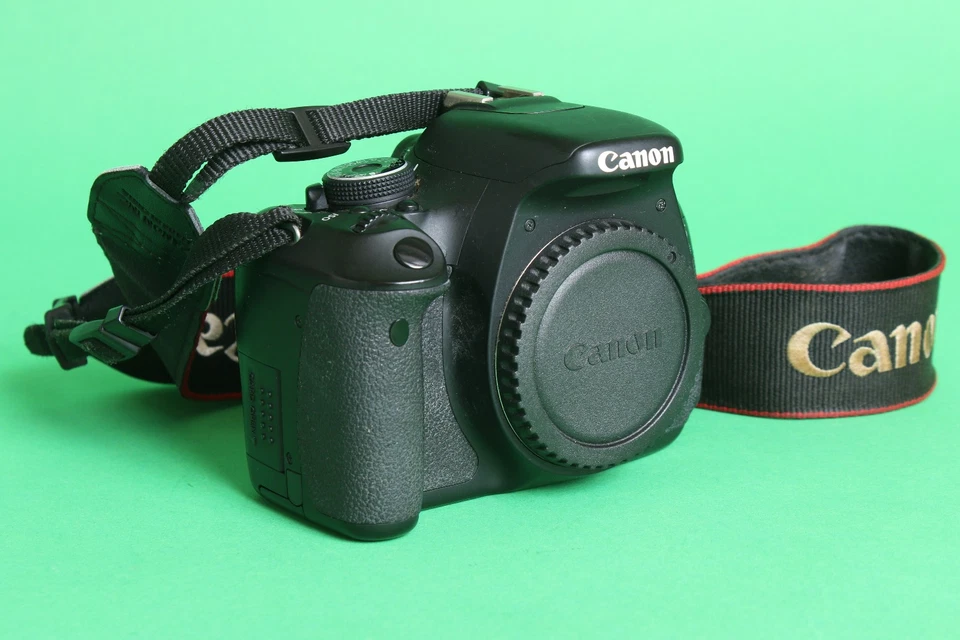 Canon EOS 600D, photo 2 of 5