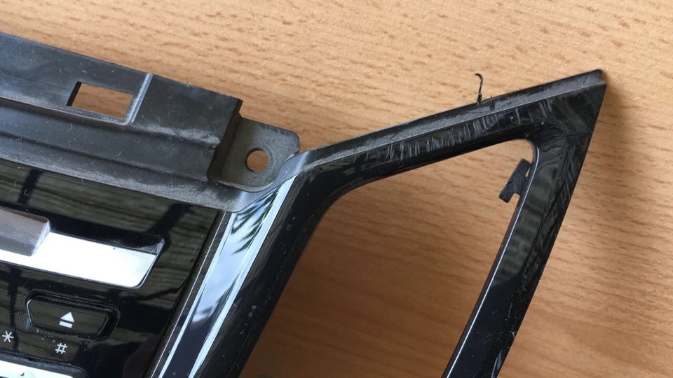 Sony Bedienelement für Autoradio Navi CD Freisprechanlage Radioblende Ford Kuga - Bild 2 von 4