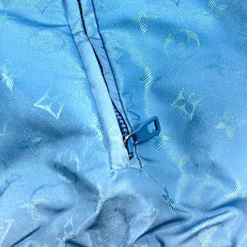 LOUIS VUITTON（LV） Giacca parka con cappuccio LOUIS VUITTON 1A8A7O monogramma nuvole RM202