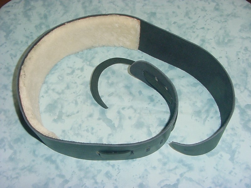 PARCEL CUSTOM GUITARS  Heavy Gauge Custom Made Wide Cushionsoft Guitar Strap