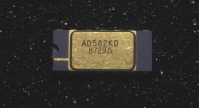 (1) Analog Devices AD582KD Sample and Hold Amplifier. 14 Pin Ceramic DIP