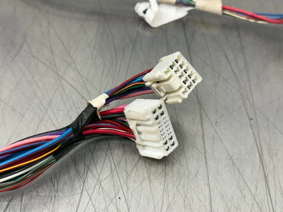 2006 Toyota Sienna FRONT Driver Left Door Wiring Harness Wire - Image 3 of 4