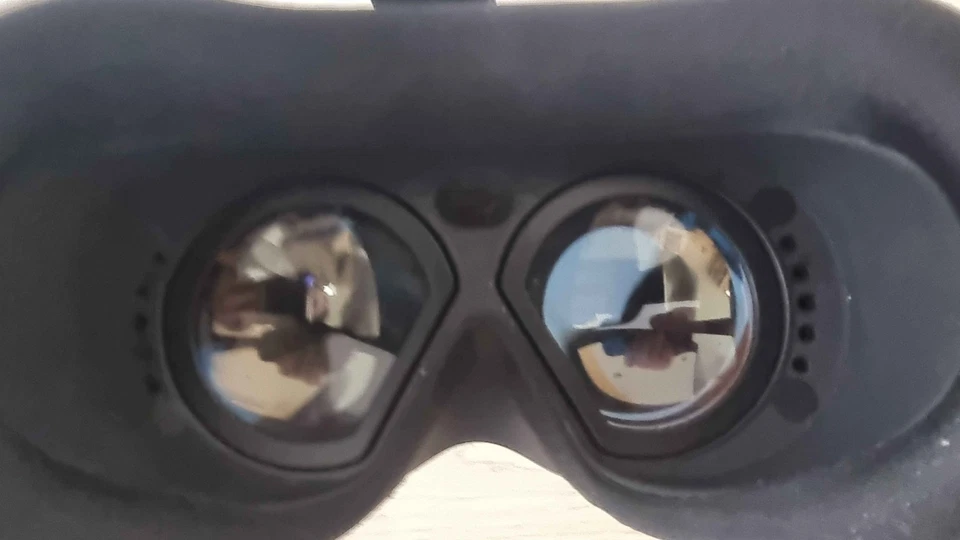 YVR 2 high-end VR headset pancake lenses - Image 2 of 4