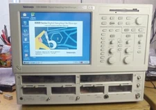 Tektronix TDS8000B-3 DC-70 GHz Sampling Oscilloscope used