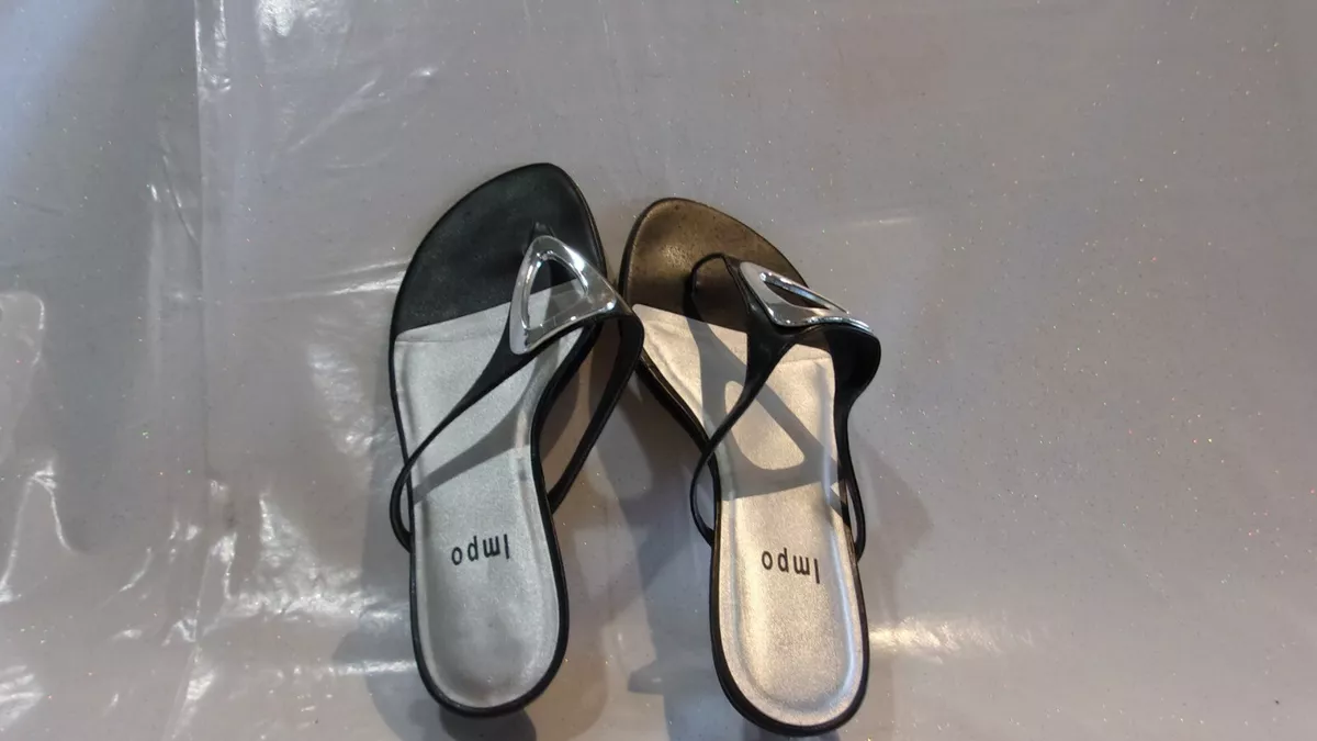 Impo shop black sandals