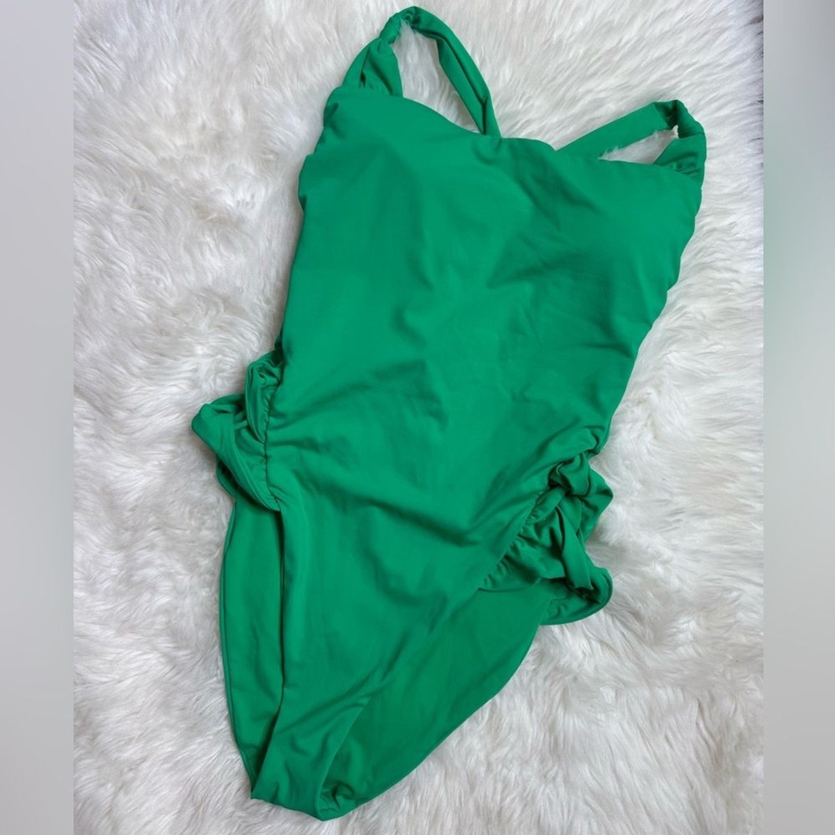 BECCA Baja Mar Bandeau One Piece Swimsuit in Verde Green Small $138 View 4