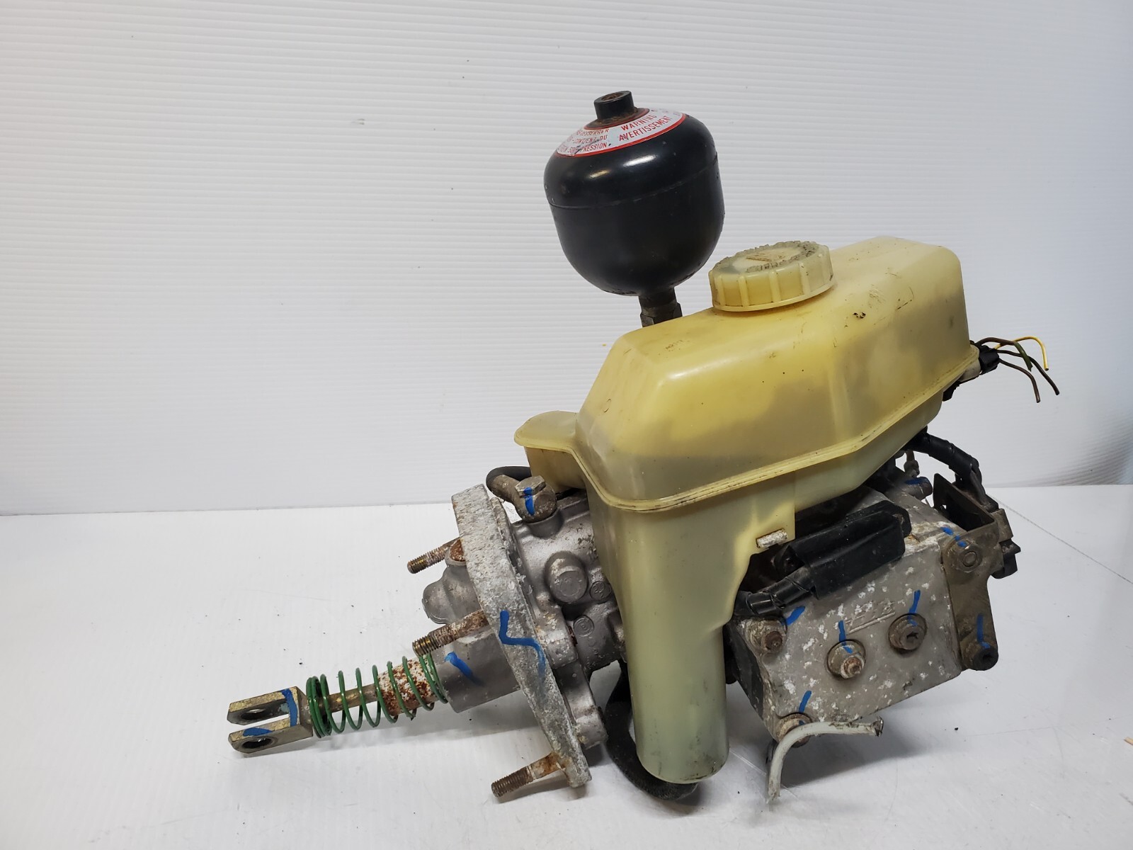 1989-1991 Maserati Chrysler TC Brake Booster ABS Master Cylinder "For Parts Only