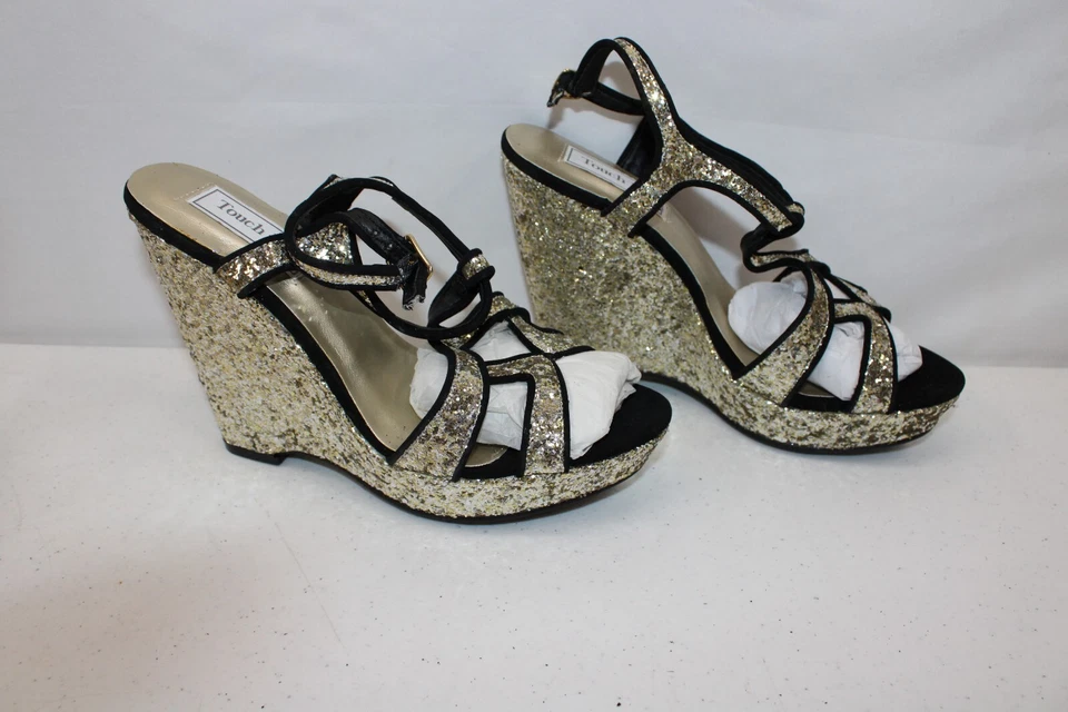 TOUCH UPS de Benjamin Walk - Sasha 559M Tamaño: 8,5M Color: Negro/Dorado HH: 4" Foto 4 de 4