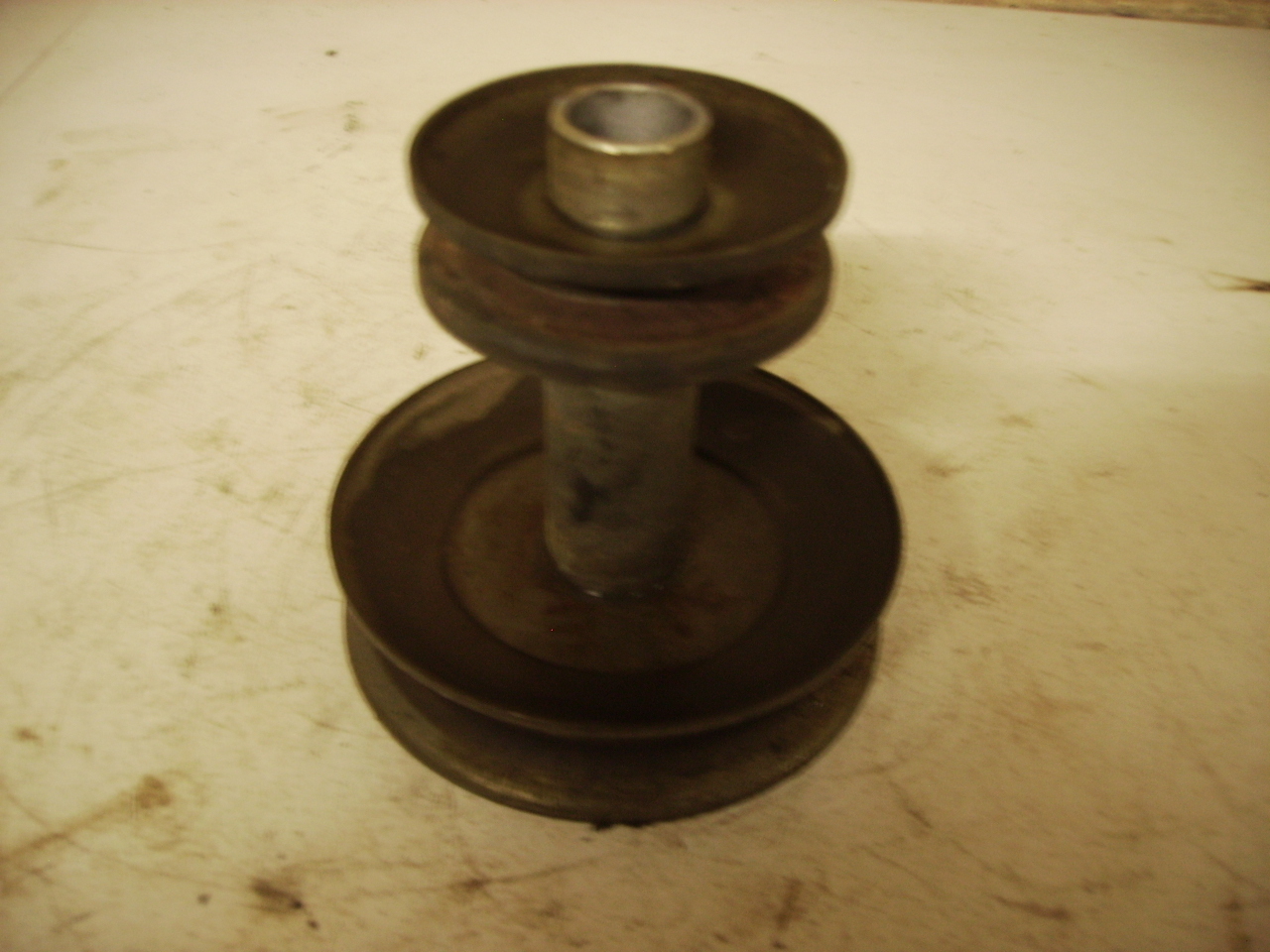 Sears Craftsman Lawn Tractor Engine Pulley 175410