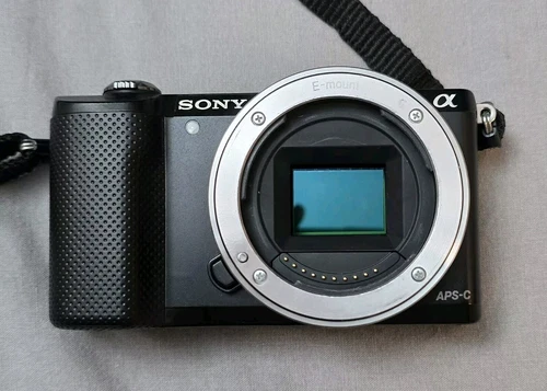 Sony Alpha A5000 20.1MP ILCE-5000 Digital Camera Black (Body Only) - Picture 1 of 5