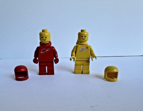 Lego Vintage Classic Space Lot 6846 Tri-Star Voyager 6849 Satellite Patroller