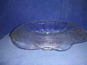 Oval Serving Bowls w//scalloped Edge 2 Clear 10.5 in