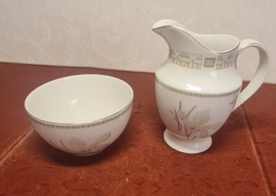Royal Doulton White Nile Milk Jug and Sugar Bowl