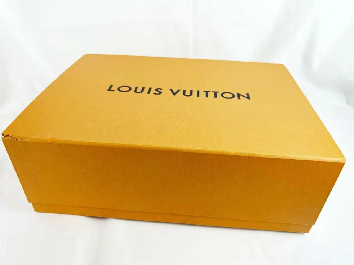 Authentic LOUIS VUITTON LV Gift Box Magnetic Empty Large Box 14×10.25×5