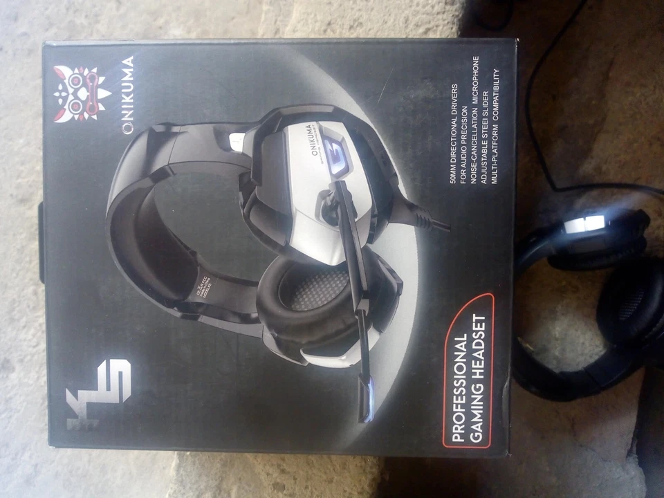 audifonos con microfono professional gaming ONIKUMA,gamer,aurikular - Image 2 of 4