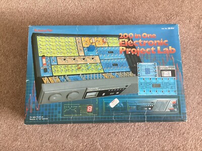 Guter Zustand Vintage 200 in einem elektronischen Projektlabor
