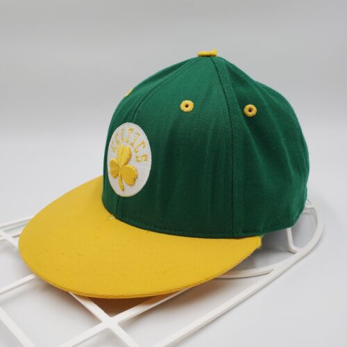 Cappello Boston Celtics 100% lana Adidas taglia 7 1/8 cappello NBA giallo trifoglio LEGGI - Foto 8 di 18