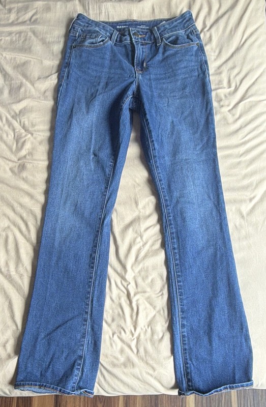 OLD NAVY SIZE 00 MID RISE KICKER BOOT CUT JEANS