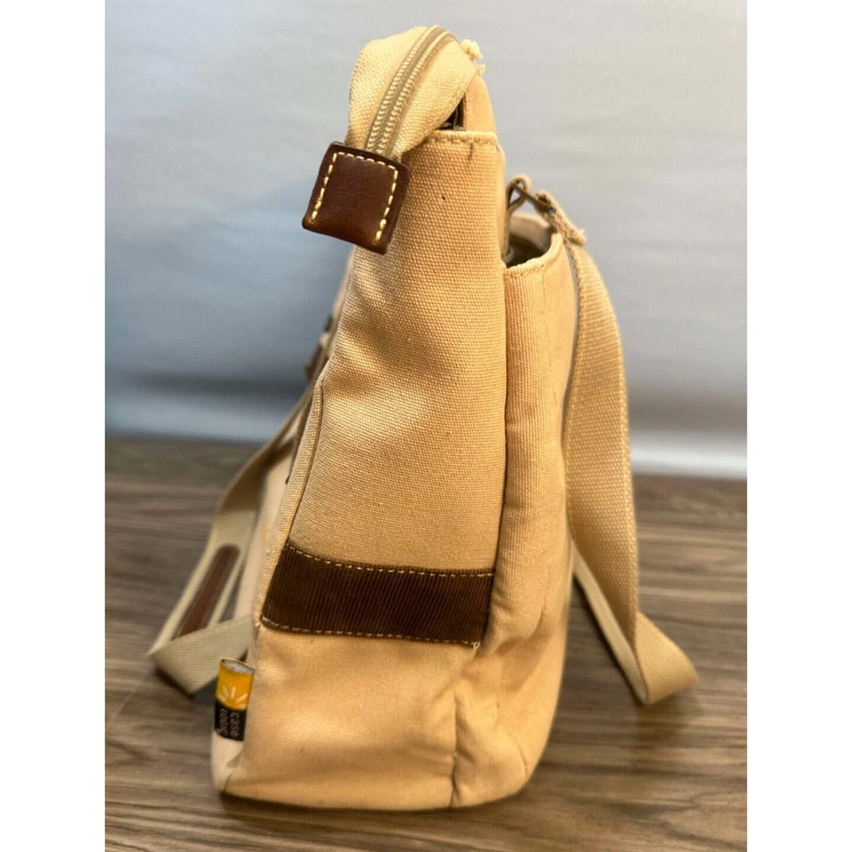 Bolso para portátil Case Logic beige de lona con floral multicolor multicolor con cremallera Foto 4 de 4