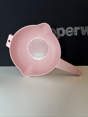 Tupperware Colander 2qt Double Pouring Spouts Hole And Hook Hanging Pink New !
