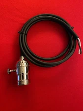 NEW REPLACEMENT SOCKET FOR THE DELTA 882 RETIREMENT WORK LIGHT.