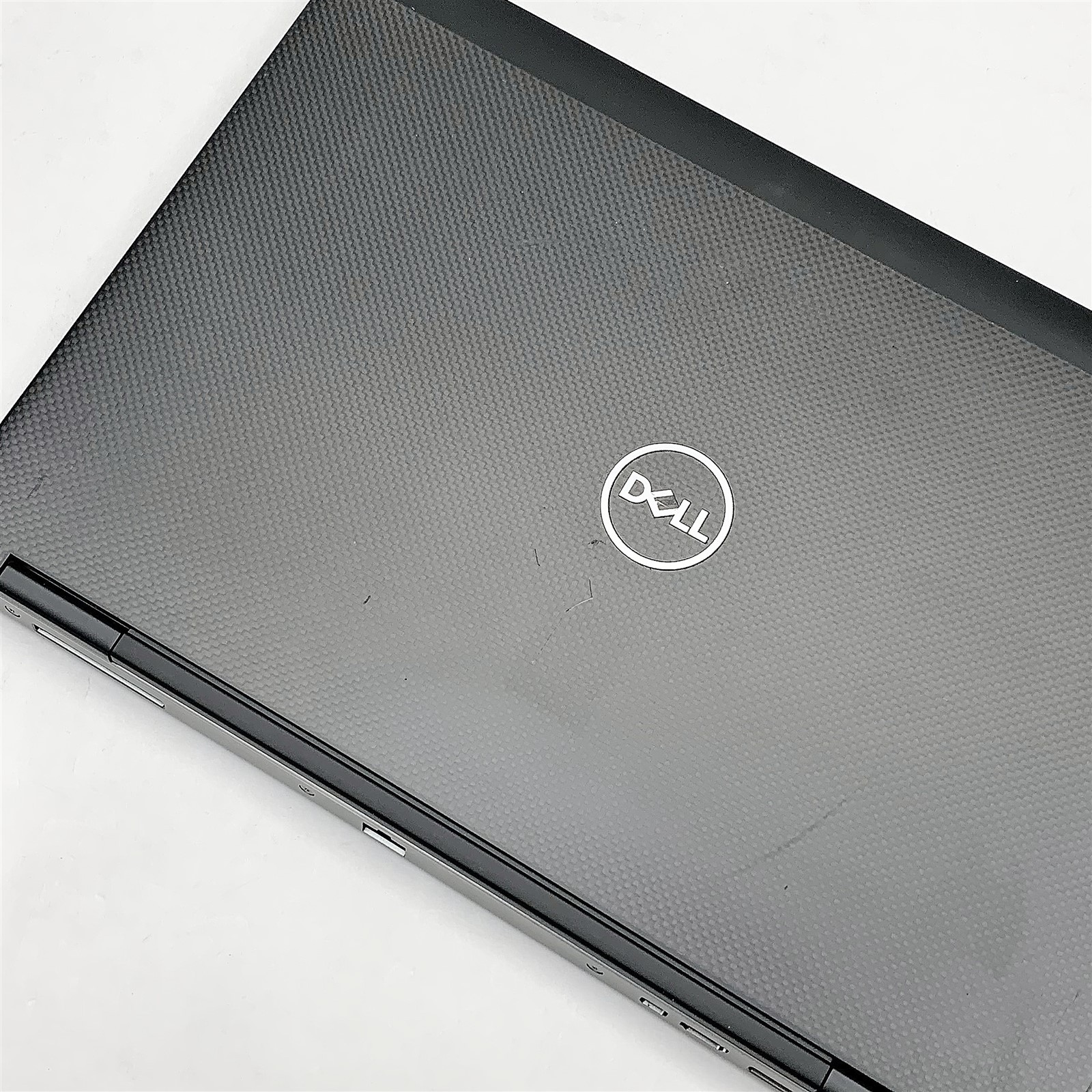 Dell Precision 7530, 15.6-Inch Laptop, with Intel Core i7 8th Gen., Windows 11 Home