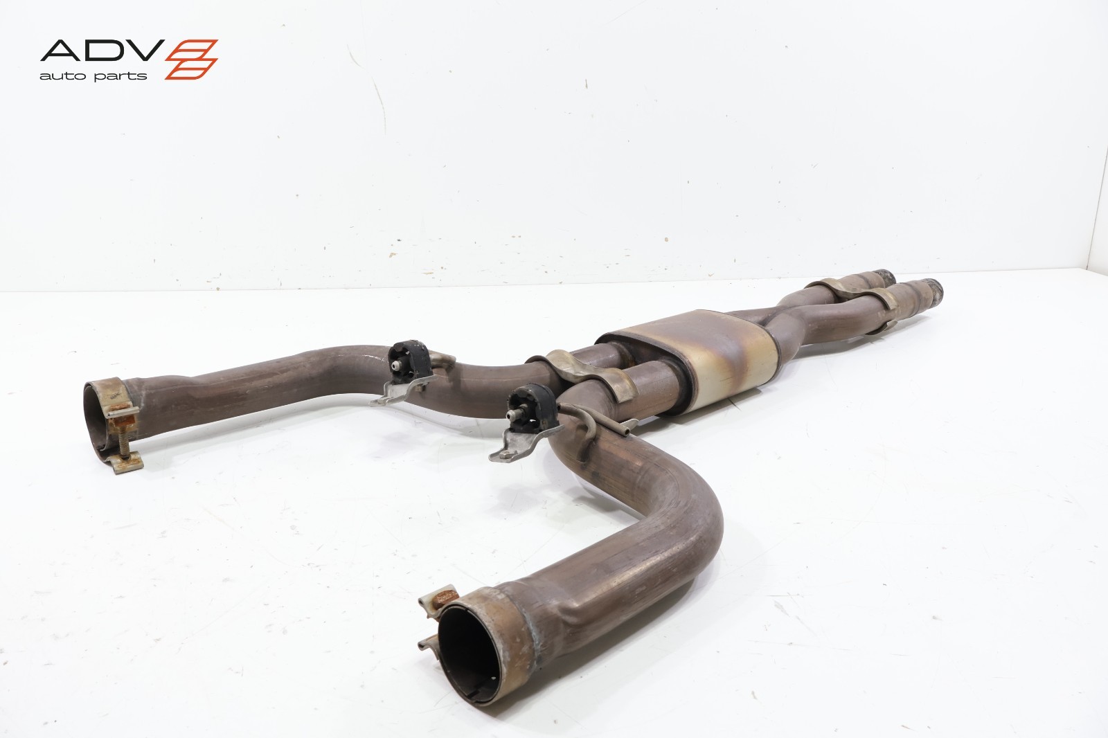 2014 - 2020 MASERATI GHIBLI 3.0L EXHAUST CENTER MUFFLER RESONATOR PIPE OEM