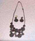 Vintage Choker Metal Disks Matching Pierced Earrings Antiqued Finish Lot 31 — photo 3