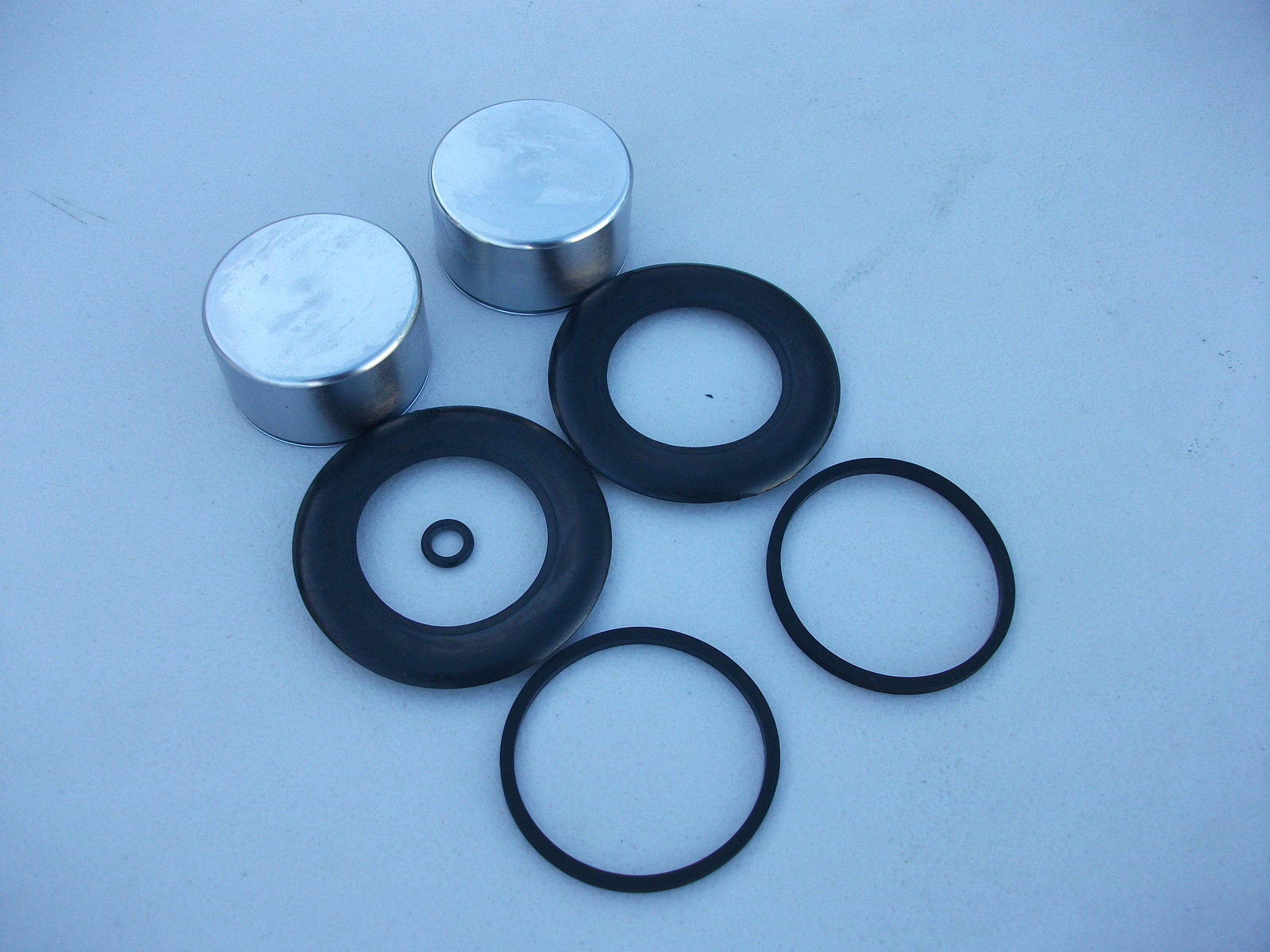 NEW FRONT DISC BRAKE CALIPER KIT REBUILD FOR HD HR HOLDEN WITH PISTONS AND SEALS eBay