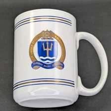 The United States Naval War College Mug Viribus Mari VictoriaTrident Seal Vtg
