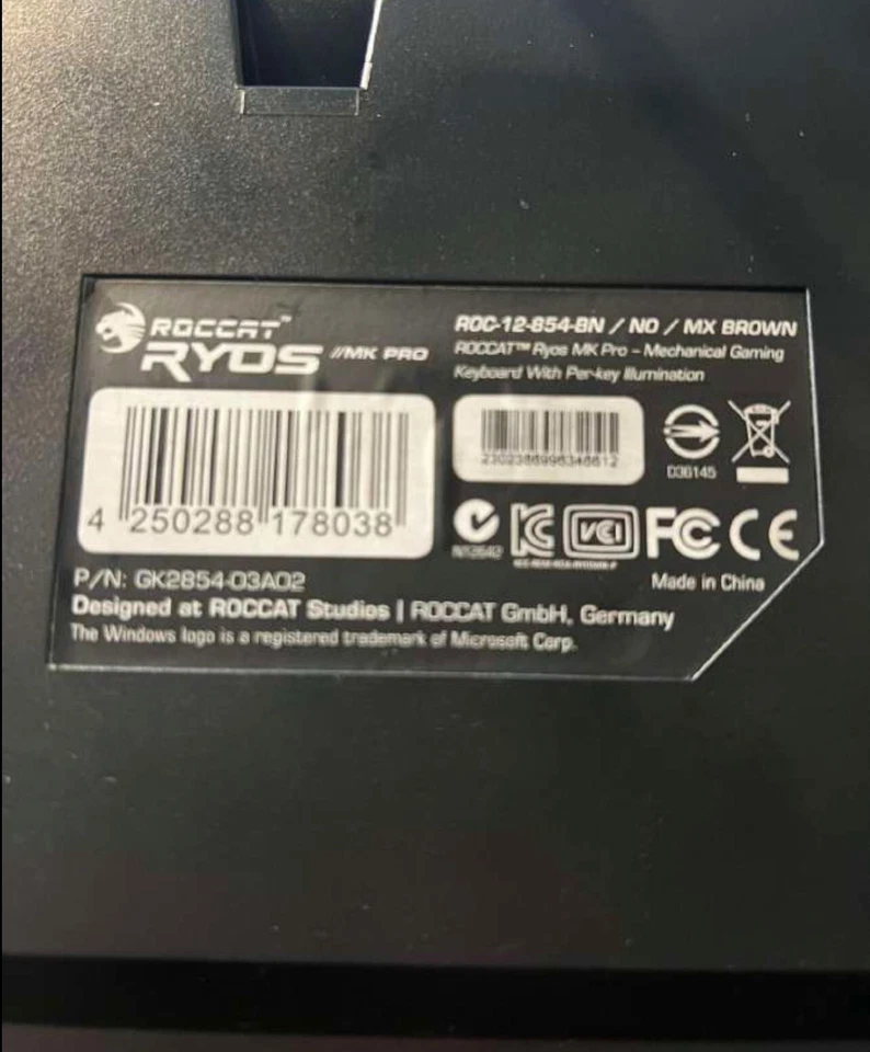 ROCCAT Ryos MK Advanced Mechanical Gaming Keyboard MX ROC-12-601-BK - Image 2 of 3