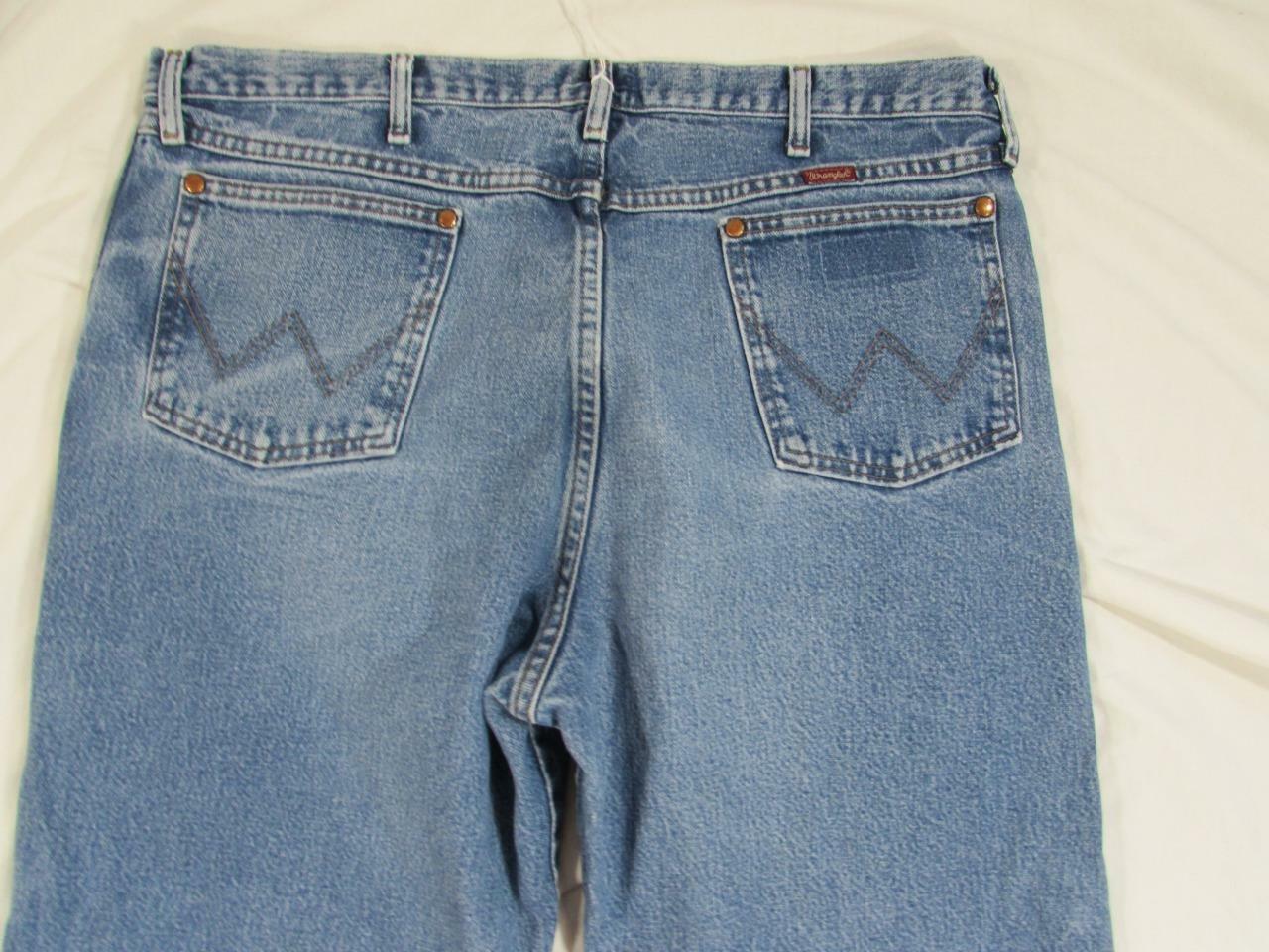Wrangler 31MWZ ? Faded Denim Jeans Measure Size 40x34… - Gem Wrangler 31MWZ ? Faded Denim Jeans Measure Size 40x34… - Gem