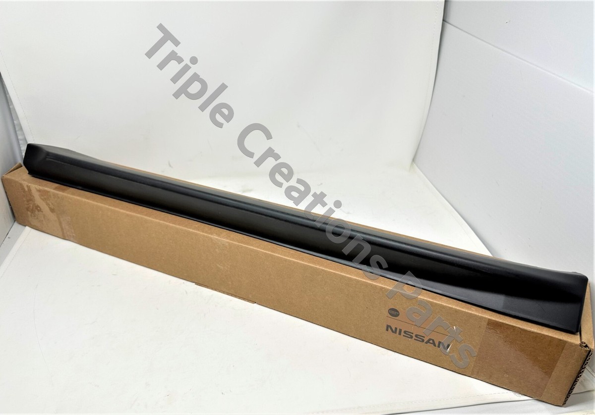 82876-3JA0B Genuine Nissan Infiniti MOULDING-REAR DOOR, RH 82876-3JA0B Genuine Nissan Infiniti MOULDING-REAR DOOR, RH