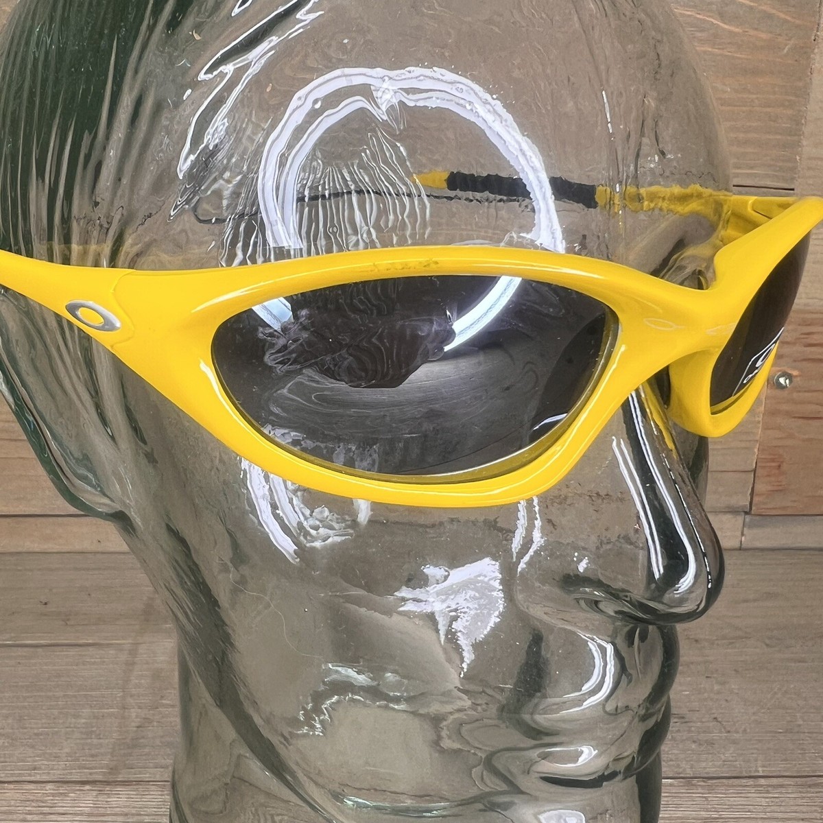 Vintage Oakley Twenty XX Glossy Yellow Wrap Sunglasses Y2K Vintage Oakley Twenty XX Glossy Yellow Wrap Sunglasses Y2K