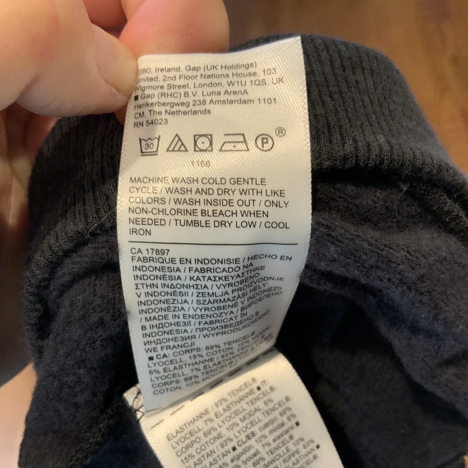 Athleta Balance Henley Sweatshirt Womens Small Black Long Sleeve SOFT