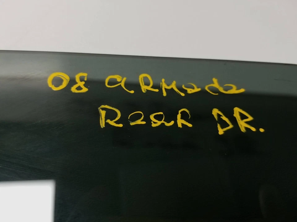 2006-2012 NISSAN ARMADA REAR DOOR WINDOW GLASS LEFT DRIVER SIDE OEM - Imagem 2 de 4