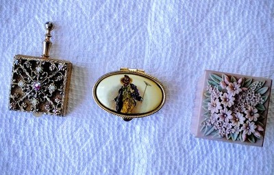 SET OF THREE Pill/Jewelry Trinket Boxes.