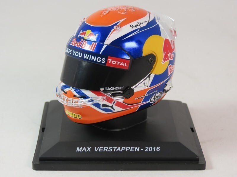 Spark Helmet Max Verstappen #33 Red Bull 2016 1/5 M-127275 Spark Helmet Max Verstappen #33 Red Bull 2016 1/5 M-127275