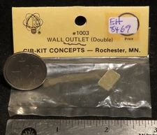 Wall Outlet Double Dollhouse House Light Bulbs Lighting AS IS 1:12 Mini EH8469