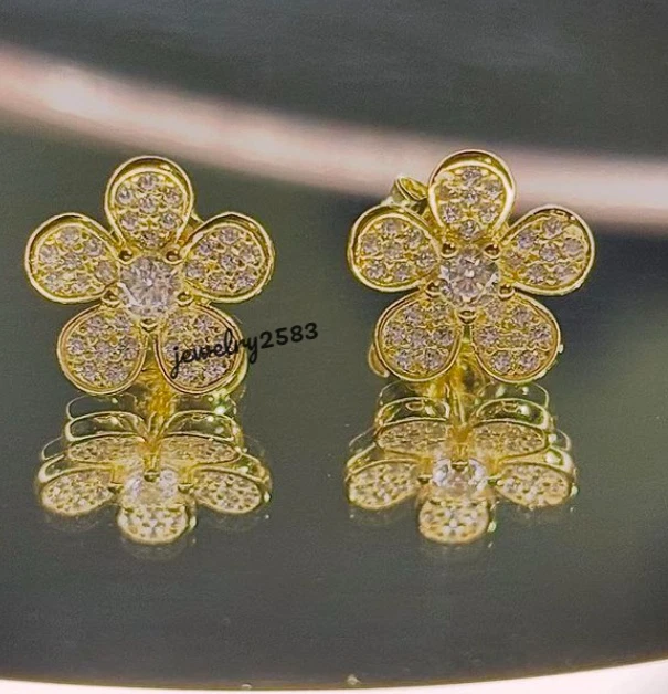 Birthday Gift For Daughter Natural Diamond Flower Earring In 10k Yellow Gold - Image 3 of 4
