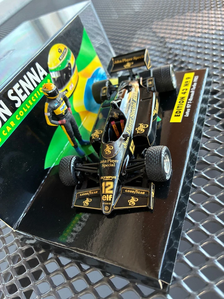 1/43 Minichamps Lotus 97 Renault 1985 Ayrton Senna Edition 43 N° 9 with figure - Bild 3 von 4
