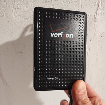Alcatel-Lucent I-211M-L Verizon FiOS Optical Network Terminal ONT Modem Router